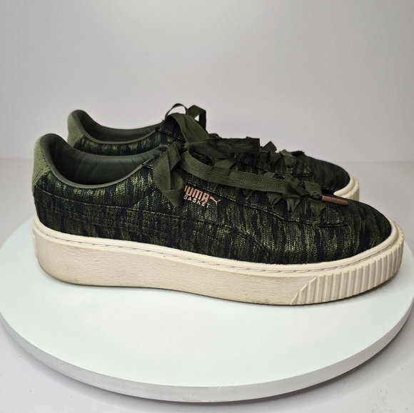 ⭐️40% Off⭐️ Puma Womens Basket Vr Platform Sneakers - Picture 2 of 15
